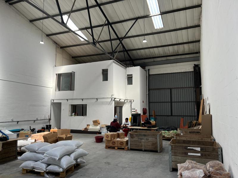 To Let Commercial Property for Rent in Killarney Gardens Western Cape